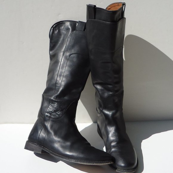 Frye Shoes - SIZE 7 B. FRYE Paige tall riding black leather boots.